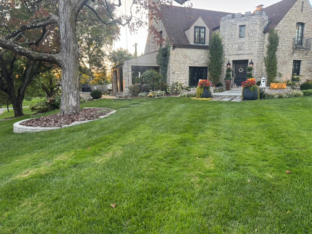 Fall yard cleanup with leaf removal — seasonal service by GR Landscaping Services